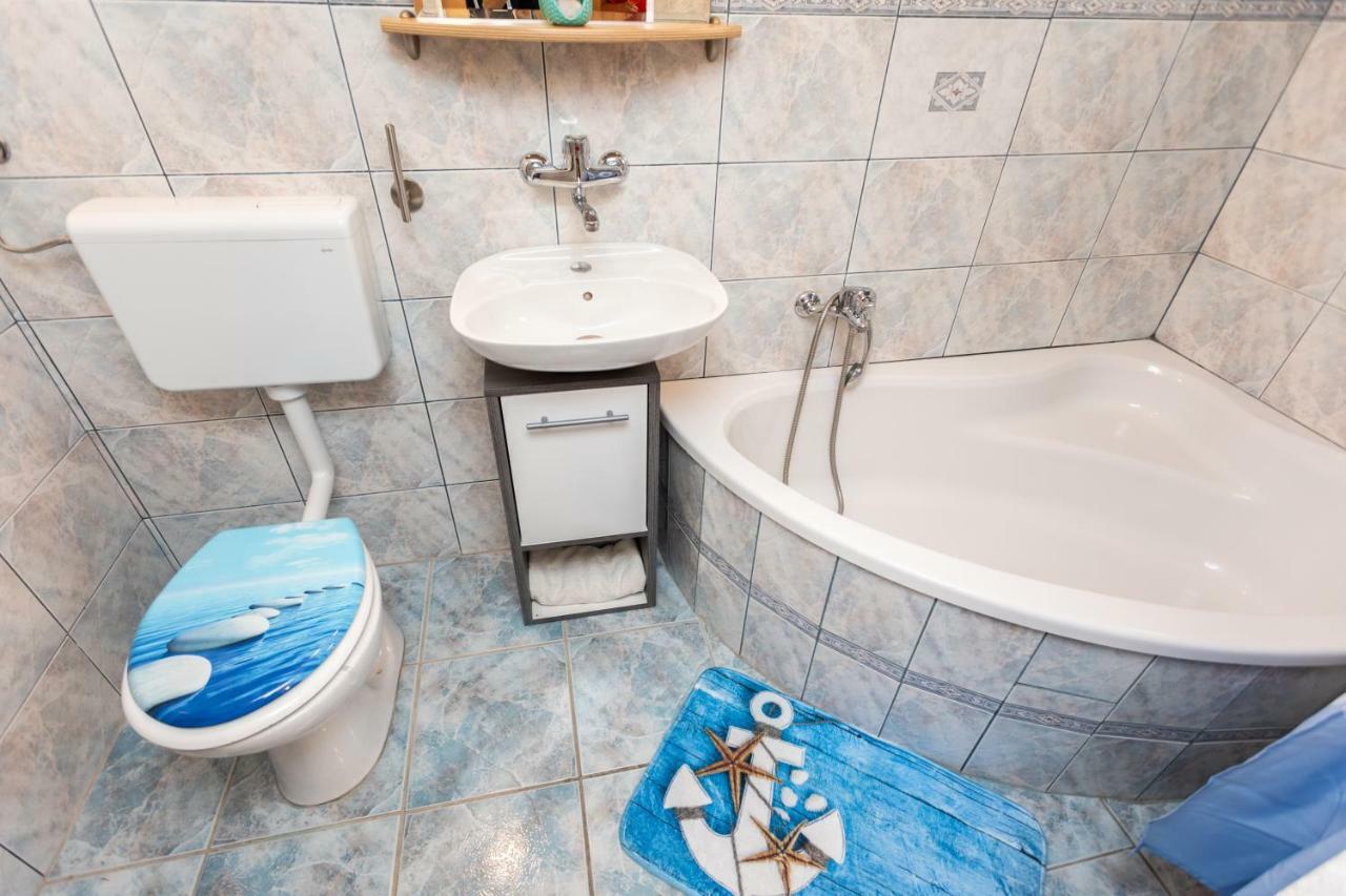 Apartman Verbenia Vrbnik  Εξωτερικό φωτογραφία