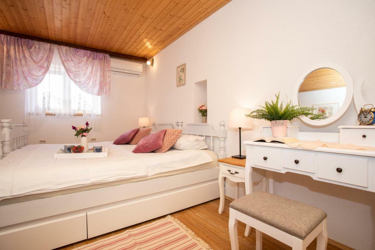 Apartman Verbenia Vrbnik  Εξωτερικό φωτογραφία